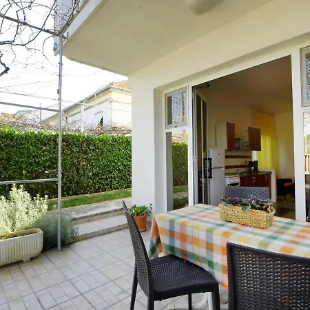 Apartment Ancic-5 * Zadar